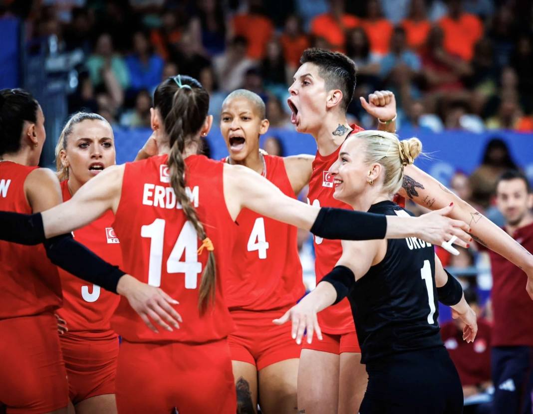 Filenin Sultanları'nda Simge Aköz ve Cansu Özbay iddiası: Hande Baladın da var 3